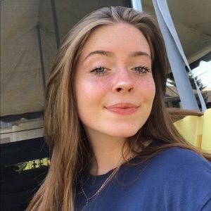 Meet your Posher, Zoe